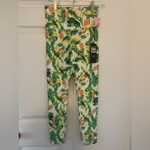 🆕 🍍Wildfox Sweat Pineapple Workout Leggings 🍍